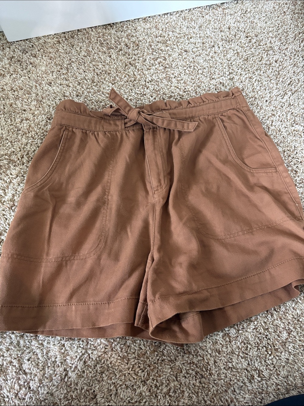 Old Navy Large Women's Brown High Waisted Utility Shorts 4” inseam